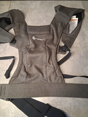 Ergobaby Babytrage grau   nur 2-mal benutzt Bild 2