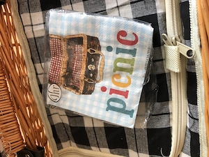 Korb Koffer Picknickkoffer Bild 5