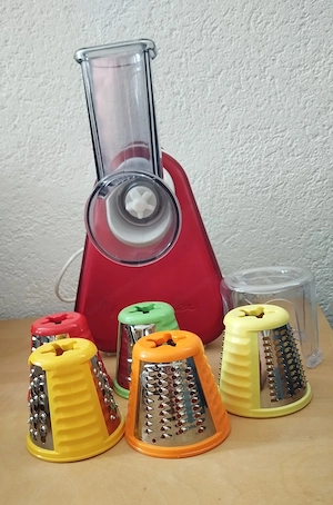 Moulinex Zerkleinerer mit 5 Einsätzen  Bild 3