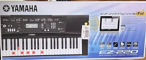 YAMAHA Keyboard mit original Verpackung Bild 3