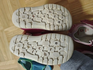 Kleinkind Schuhe zu verkaufen. Bild 5