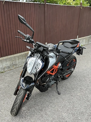 KTM 390 Duke Bild 3