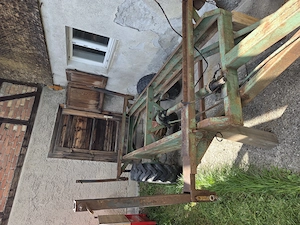 Unverwüstlicher Traktoranhänger Bild 2