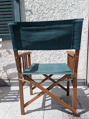 6 klappbare Regiestühle aus Holz mit grüner Bespannung Bild 2