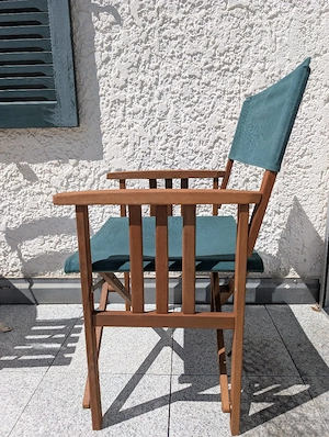 6 klappbare Regiestühle aus Holz mit grüner Bespannung Bild 4