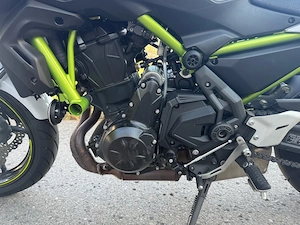 Motorrad Kawasaki Z 650 Bild 3