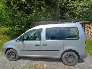 VW Caddy Life 1.9 tdi Bild 3
