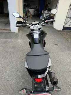 KTM DUKE 690 Bild 4