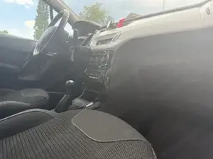 Seltene Sonderedition!!!! Top gepflegter C3 mit erst 67.000 KM Jeder Service nur bei Citroen Bild 6