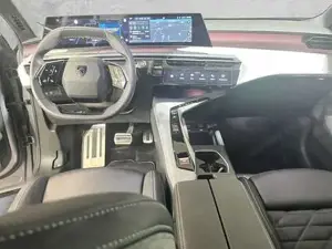 Peugeot 5008 Bild 8