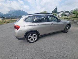 Verkaufe  Auto  Typ  BMW X1    Allrad  wenig ca 150 000Km   Bild 3