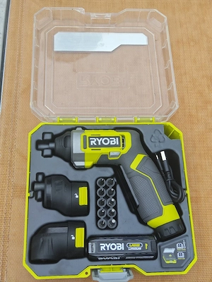 Ryob  Akku Schrauber 4 V Bild 2