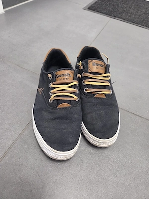 Sneakers.. Bild 2