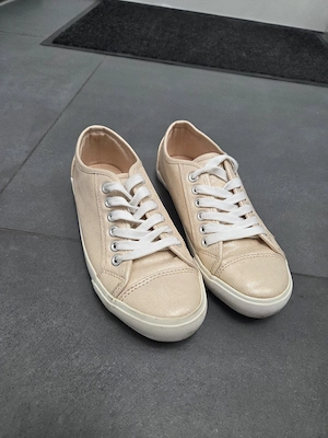 Sneakers.. Bild 5