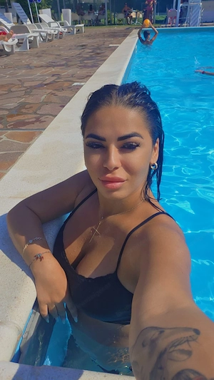 Latina HOT