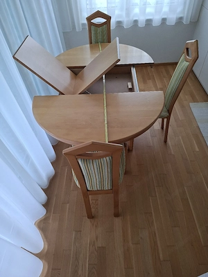 Tisch rund 5 Stühle Bild 5