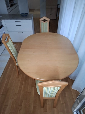 Tisch rund 5 Stühle Bild 3