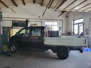 VW T5 Pritsche viele Neuteile Bild 6