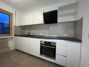 Provisionsfreie, helle, NEU renovierte 2-Zimmer Wohnung in Bludenz ! Bild 3