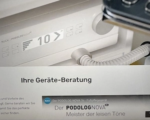 RUCK PODOLOG NOVA 3 Fusspflegegerät mit neuem Handstückmotor Bild 5