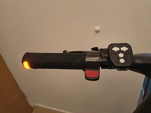 *** E-Scooter mit Straßenzulassung, 40 km Reichweite, 20km h - NEUWERTIG Bild 3