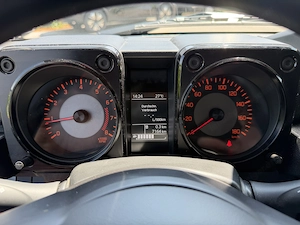 Suzuki Jimny 1,5 VVT Allgrip N1 2024 mit NUR 7164 Km TOP! Bild 9
