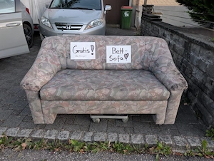zu verschenken: Sofa mit Bettfunktion Bild 2