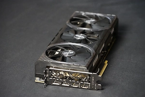 2x Sapphire Nitro+ Radeon RX Vega 64   8 GB Bild 3