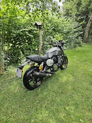Yamaha 1300 