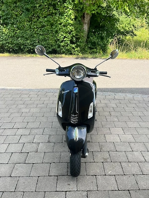 Verkaufe meine sehr zuverlässige und heißgeliebte Vespa Primavera Bild 5