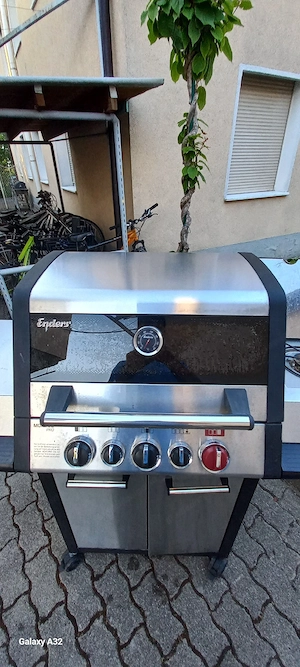 Enders Monroe Pro Gasgrill mit Seitenkocher   Top Zustand Bild 4