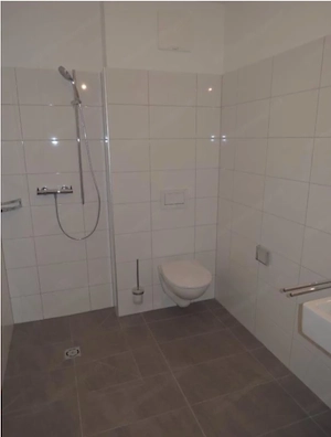 Moderne 3-Zimmer-Wohnung mit großem Balkon Bild 6
