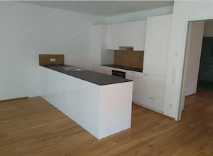Moderne 3-Zimmer-Wohnung mit großem Balkon Bild 9