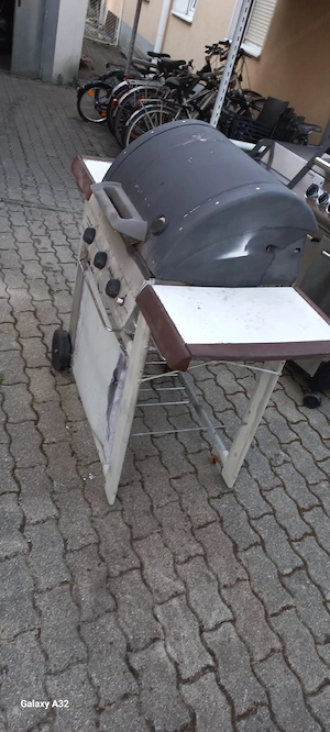 Campingaz Adelaide 3 Classic L Gasgrill   funktionstüchtig Bild 4