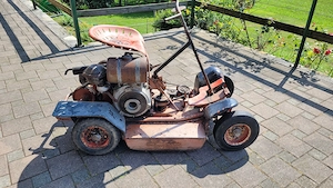 Rasenmäher Traktor Oldtimer Bild 7