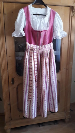 wenig getragenes Dirndl Bild 2