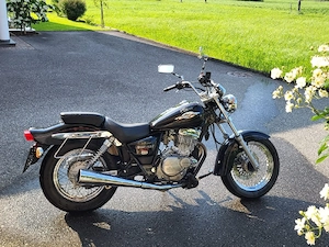 Suzuki GZ 250 Marauder Bild 2