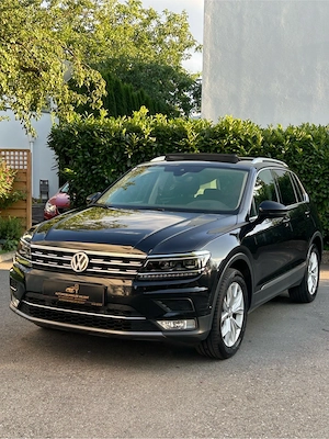 VW Tiguan 2,0 Highline 4Motion *Erstbesitz Bild 2