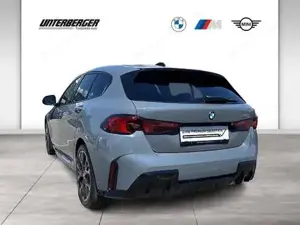BMW 120 5-Türer F70 B38 M Sportpaket Head-Up DAB Bild 2