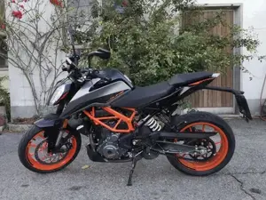 KTM 390 Duke