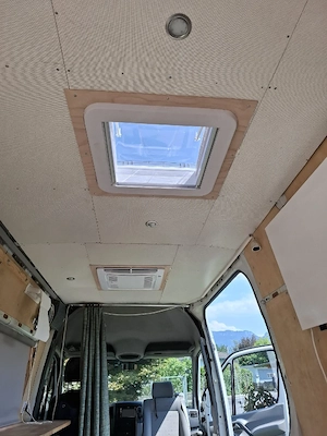 Mercedes Sprinter Bild 8