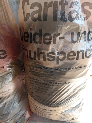 Kleidersäcke Bild 3