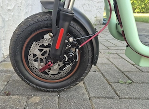 E-Scooter iScooter i12 mit Sitz, Korb & Spiegel   Nur kurz im Wohnmobil genutzt Bild 8