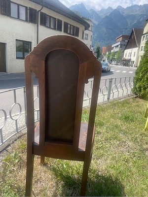 Esstisch-Stuhl antik