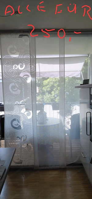 Lampe, Spiegelschrank, Markise und Vorhänge  Bild 6