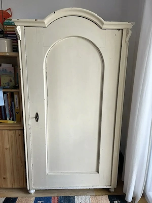 Kleiderschrank vintage weiß