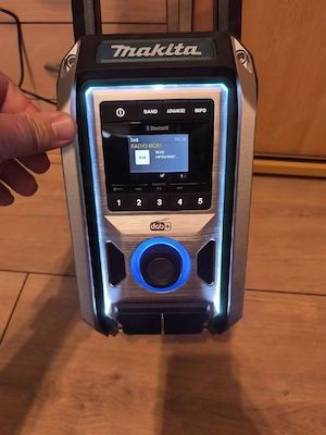 Makita Radio Neu Bild 3