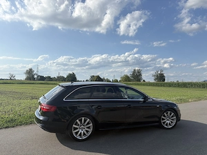 AUDI A4 Avant 2,0 TDI quattro Sport DPF Sport