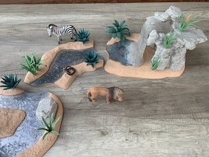 Schleich - große Wasserstelle mit Wasserfall Bild 9