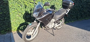 Honda Varadero 125 Bild 3